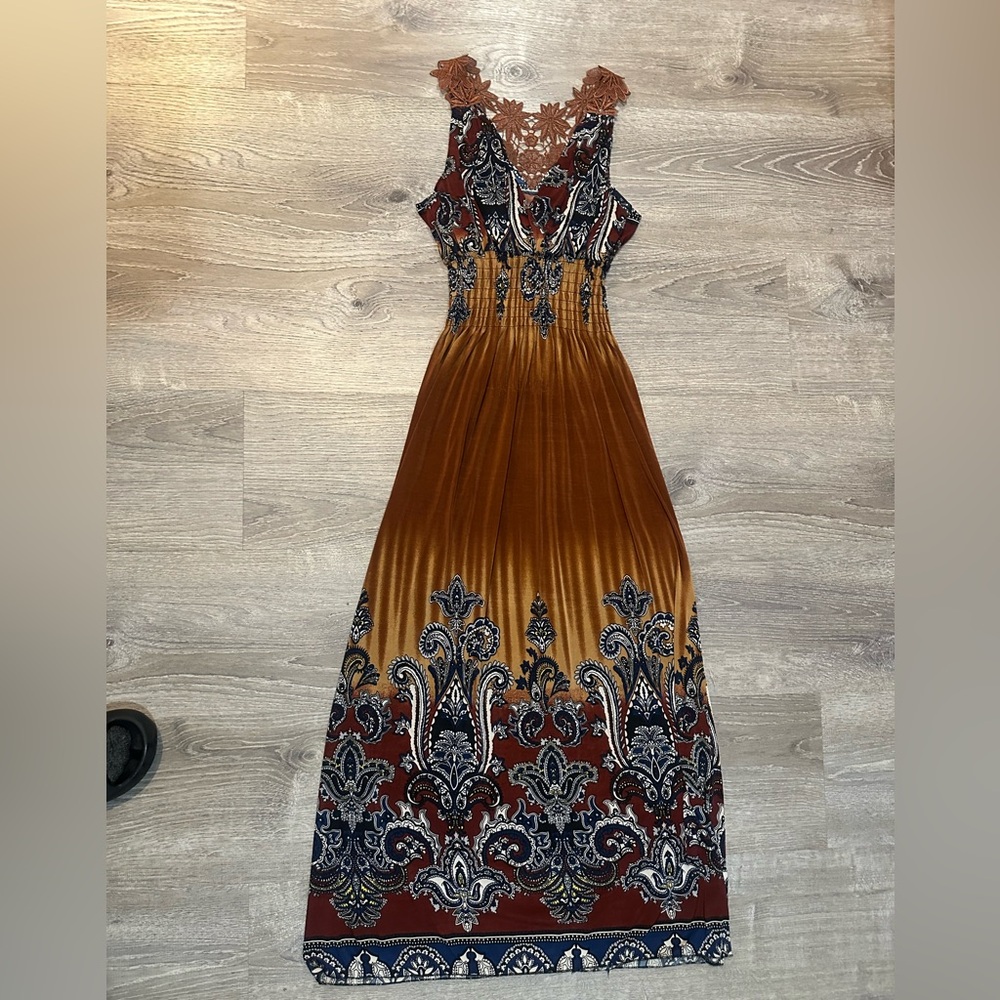 Women's Mustard & Burgundy Patterned Maxi Dress size L
